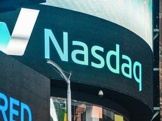 Nasdaq uzavřel na nových maximech i přes obavy z možných lockdownů