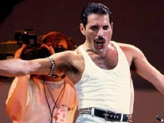 Freddie Mercury odešel před 30 lety. Která píseň byla jeho nejoblíbenější?