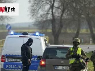 FOTO Situácia je vážna! Migranti na hraniciach hádzali do policajtov kamene: O život prišiel jeden vojak