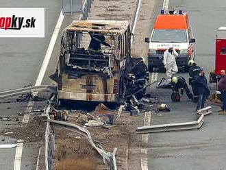 Bulharsko znížilo počet obetí tragickej nehody autobusu: Vyšetrovatelia hľadajú jednu osobu