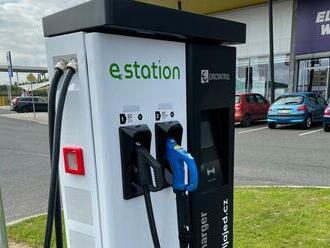 e-station mnohonásobně rozšiřuje síť nabíjecích stanic, nově v Uherském Hradišti či ve Znojmě