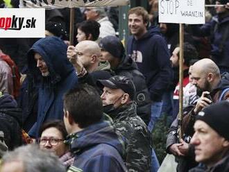 V Belgicku protestovali proti sprísňovaniu opatrení tisíce ľudí