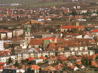 Začali prípravné práce pred rekonštrukciou mosta v Hlohovci