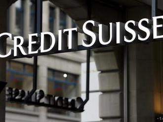 Zisk Credit Suisse v minulom roku klesol