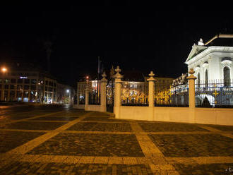 Osvetlenie Prezidentského paláca pripomína zriedkavé choroby