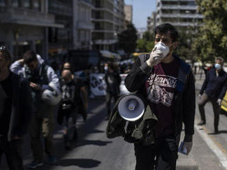 Turecká polícia zatkla 159 protestujúcich proti provládnemu rektorovi