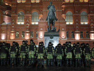 Počas protestov na podporu Navaľného zadržali vyše 1300 ľudí