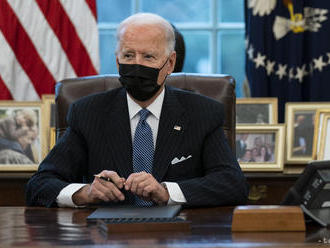 Biden by mal podľa experta WHO zaujať voči Číne tvrdší postoj