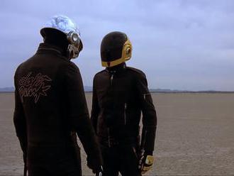 Roboti končí, ve videu se jeden odpálil. Duo Daft Punk odchází do důchodu