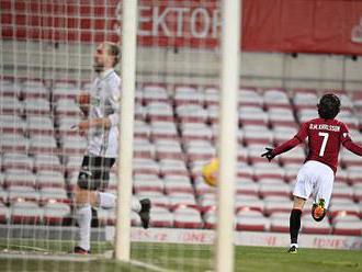 Přestřelka na Letné. Sparta zdolala Karvinou, Karlsson dal hattrick