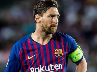 Messi, teenageři a čekání na prezidenta. Barcelona připomíná otloukánka