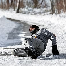 Pozor, náledí! Naražené kosti se nevyplácí ignorovat