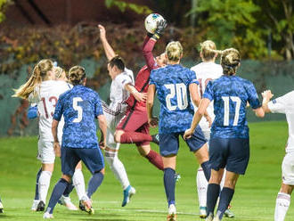 Futbalistky znesú na ihrisku viac než muži. Ženský futbal na Slovensku napreduje