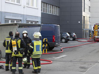 Výbuch bomby zranil v centrále Lidlu tri osoby