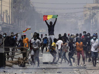 Senegalského opozičného lídra obvinili zo znásilnenia