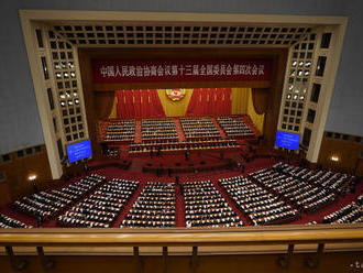 Čínsky parlament schválil vetovanie hongkonských kandidátov