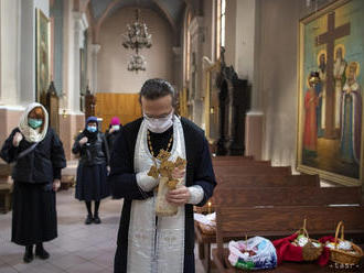 WHO apelovala na ľudí pred blížiacimi sa náboženskými sviatkami