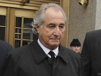 Vo veku 82 rokov zomrel finančník B. Madoff odsúdený za Ponziho schému