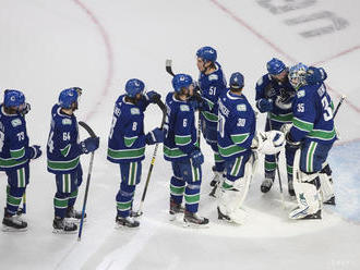 NHL: Canucks sa vrátia do akcie, základná časť vyvrcholí až 16. mája