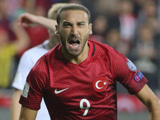 Tosun si zranil koleno a príde o šampionát