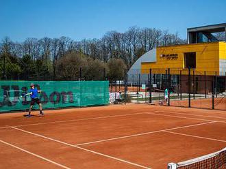 Sport se otevře, výklad má razítko i od právníka. Na tahu je Arenberger