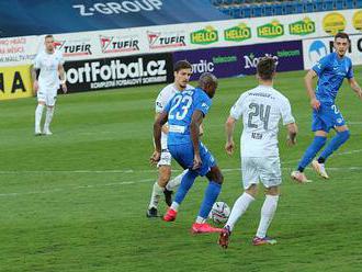 FOTO: Bratrský souboj Sadílků vyzněl pro Lukáše. Slovan podlehl Slovácku