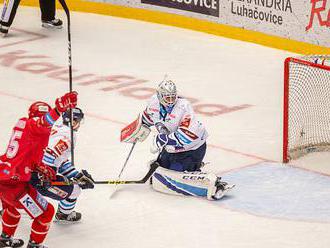 Smršť na úvod. Třinec si ve finále extraligy vyšlápl na Liberec