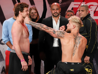 Jake Paul vs. Ben Askren: Váženie + staredown