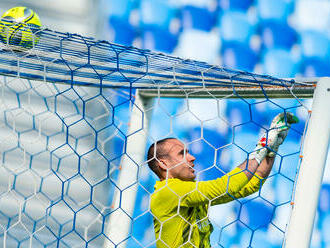 Slovan nedal šancu lídrovi druhej ligy, Banskú Bystricu dlho držal brankár