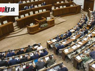 Parlament schválil návrh zákona, ktorý rieši odstraňovanie vrakov