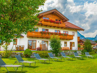 Rakúsko v objatí hôr: Hotel Landhaus Amadeus **** s wellness, SommerCard, požičaním bicyklov.