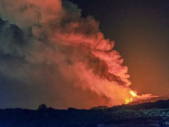 Sopky Etna a Stromboli vybuchli v jeden deň