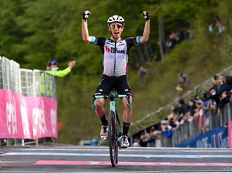 Giro: S. Yates vyhral 19. etapu, Bernal uhájil ružový dres