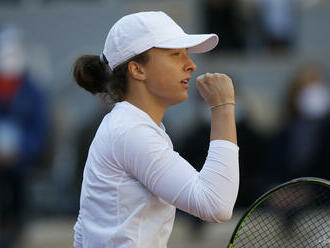 Mertensová a Garciová postúpili do 2. kola dvojhry na Roland Garros