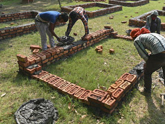 India készletei kiürültek, tehetetlenek a járvánnyal szemben