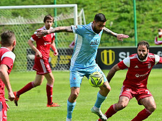 Slovan pohodlne postúpil do finále, druholigista nemal žiadnu šancu