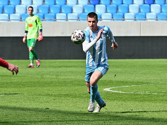 Bratislavské derby vyhralo béčko Slovana, zvyšok kola sa dohrá večer