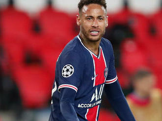 Nevráti sa do Barcelony. Neymar predĺžil zmluvu s PSG