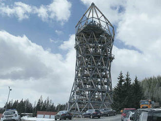 Vyhliadková Veža snov na Štrbskom plese. Atrakcia alebo železná obluda?