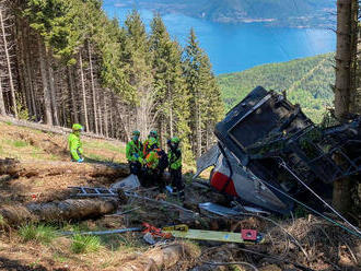 V súvislosti s pádom lanovky v Taliansku zadržali tri osoby