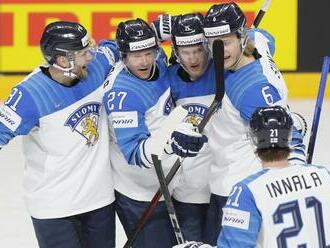 Fíni zvládli súboj o prvé miesto v skupine, zdolali tesne Nemcov