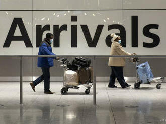 Aerolínie varujú, že COVID pasy spôsobia chaos na letiskách