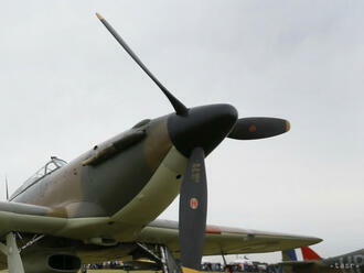 Do Česka priletela vojnová stíhačka Hawker Hurricane