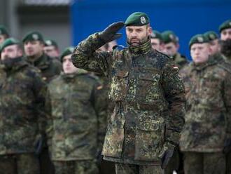 Vojakov Bundeswehru čakajú za vyčíňanie na večierku v Litve tresty