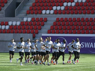 Futbalisti Trenčína v príprave zdolali Karvinú, hetrik Kadáka