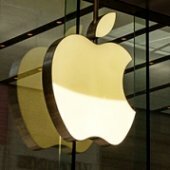 Apple zaplatil miliony USD ženě, jejíž lechtivé fotky dali na FB technici Pegatronu