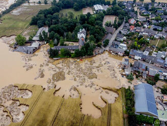 Záplavy v Nemecku a Belgicku si vyžiadali viac ako 180 obetí