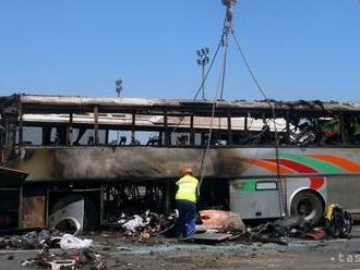 TRAGÉDIA NA CESTE: Nehoda autobusu si vyžiadala najmenej 33 mŕtvych