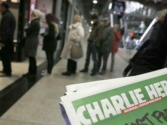 V Londýne zaútočili nožom na ženu v tričku s potlačou Charlie Hebdo