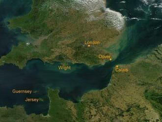 Paríž a Londýn podpísali dohodu o ochrane Lamanšského prielivu